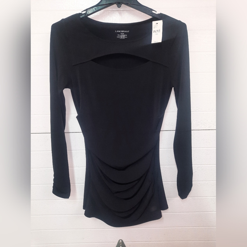 14 NWOT Lane Bryant ladies top